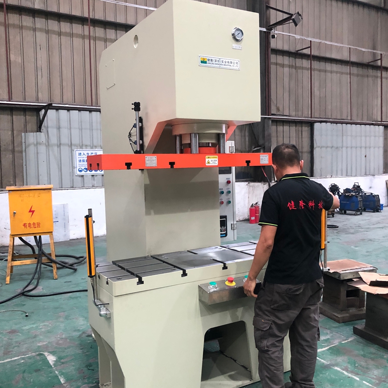 Applications of 40-ton C-type Hydraulic Presses in Hardware and Machinery Industries